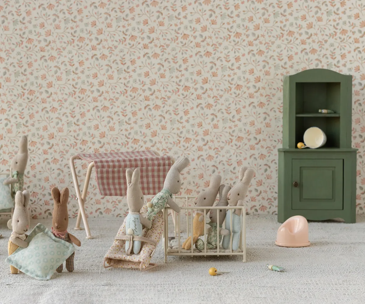 Maileg Miniature Hjørneskab - Mørkegrøn Clearance